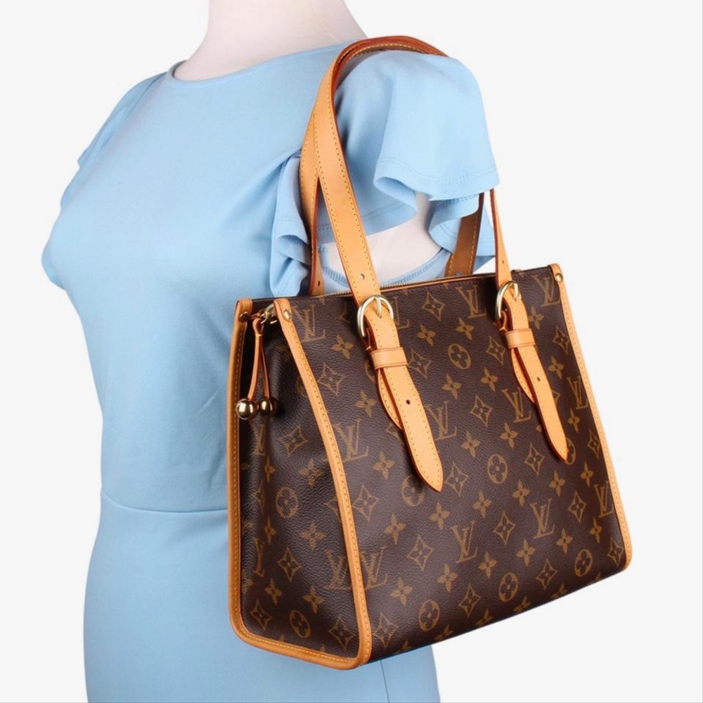 **Authentic** Louis Vuitton Monogram Haut Popincourt canvas purse